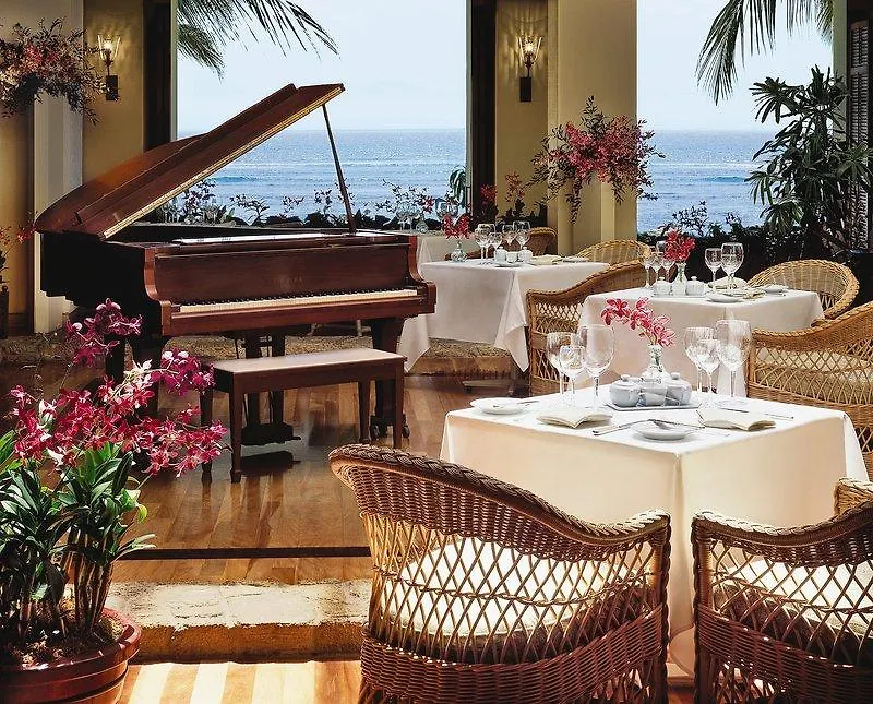 *****  Halekulani - No Resort Fee Honolulu United States