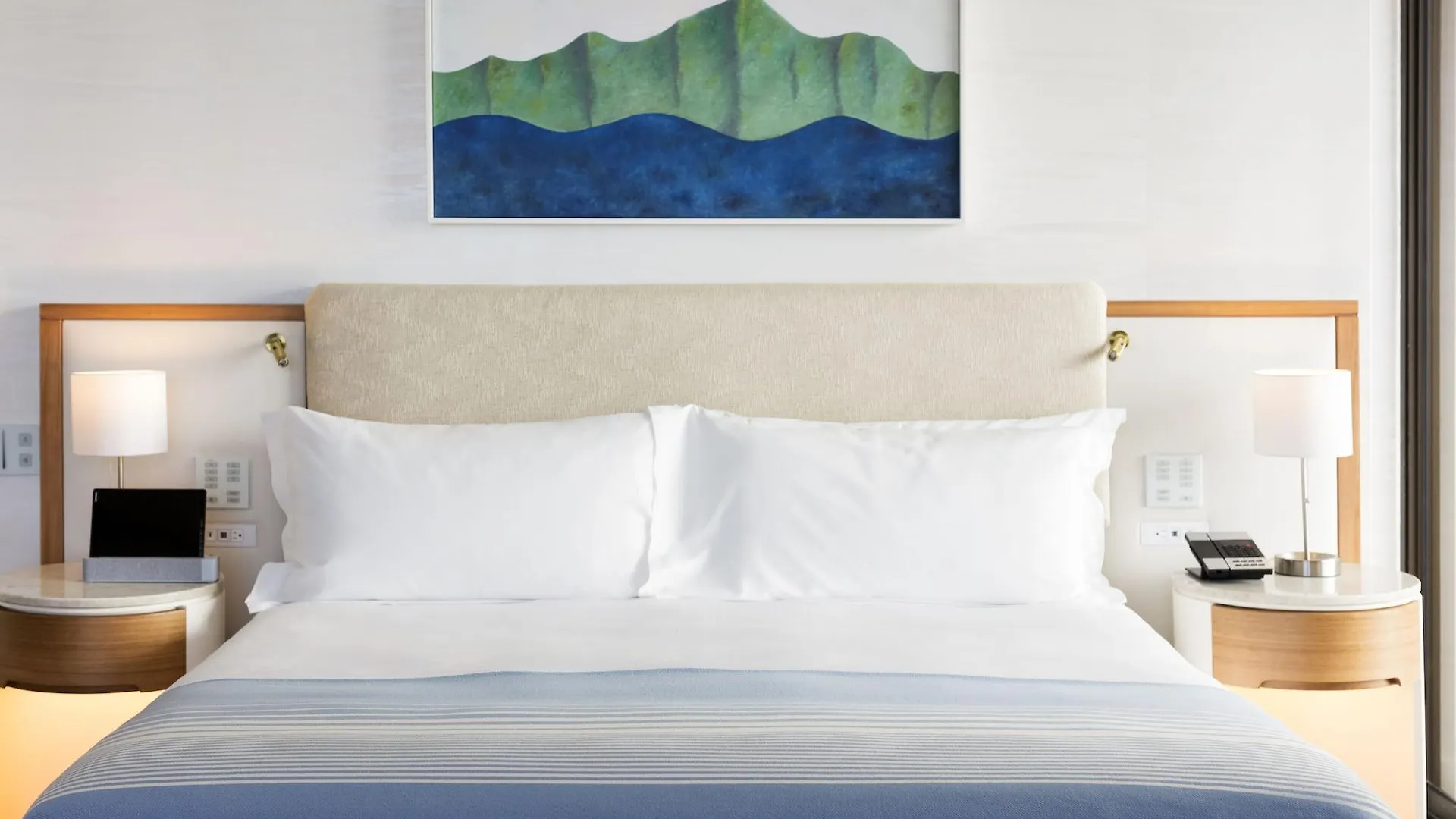 Halekulani - No Resort Fee Honolulu
