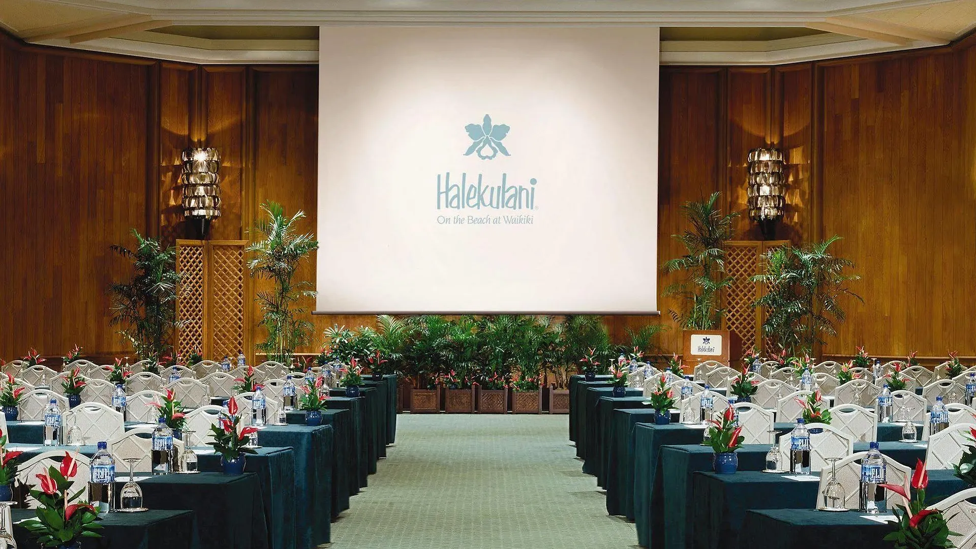Halekulani - No Resort Fee Honolulu 5*,